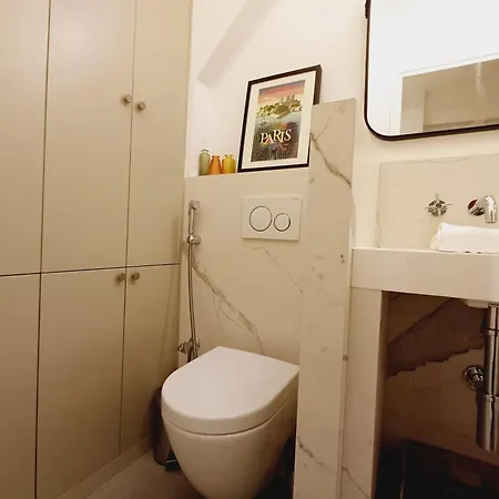 Apartment Elegant & Quiet In Le Marais Near De Paris