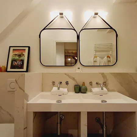 Elegant & Quiet In Le Marais Near De Paris
