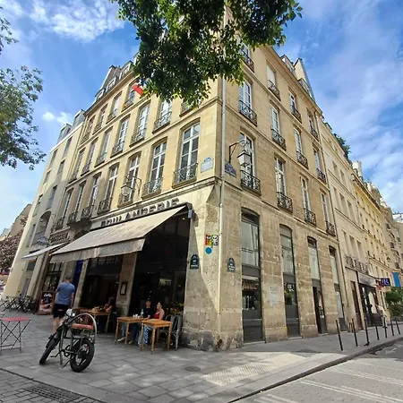 Elegant & Quiet In Le Marais Near De