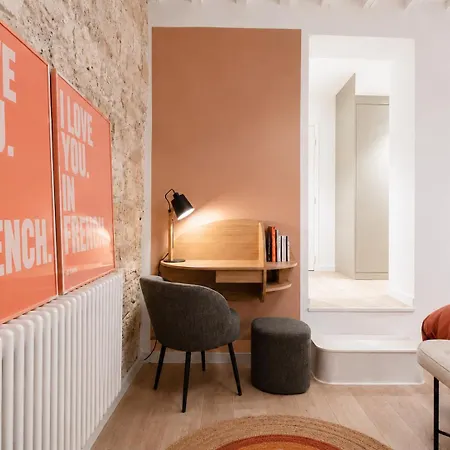 Elegant & Quiet In Le Marais Near De * פריז