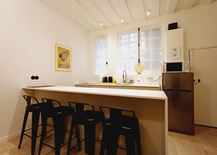 Elegant & Quiet In Le Marais Near De *