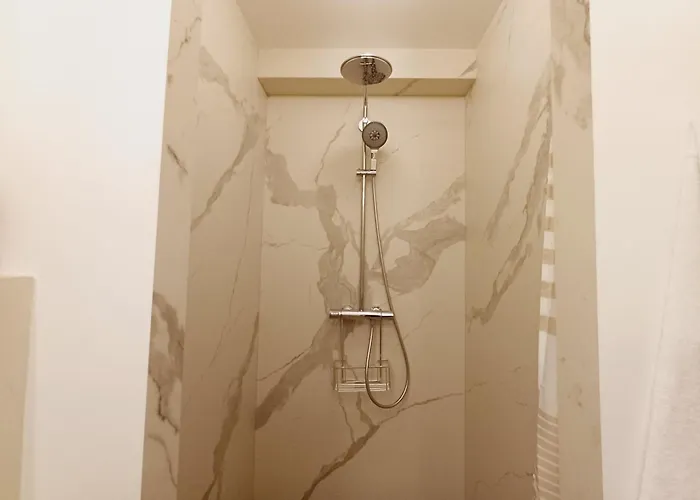 Elegant & Quiet In Le Marais Near De